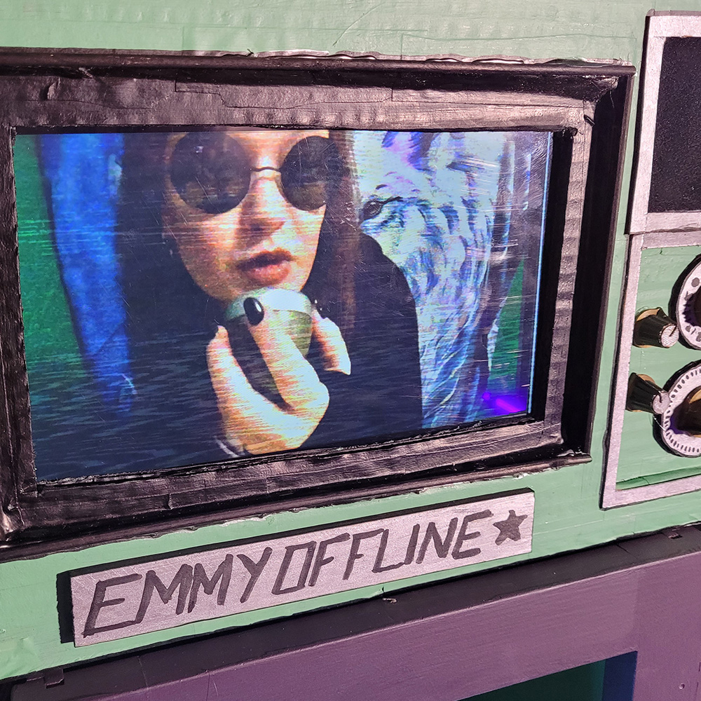 emmy offline